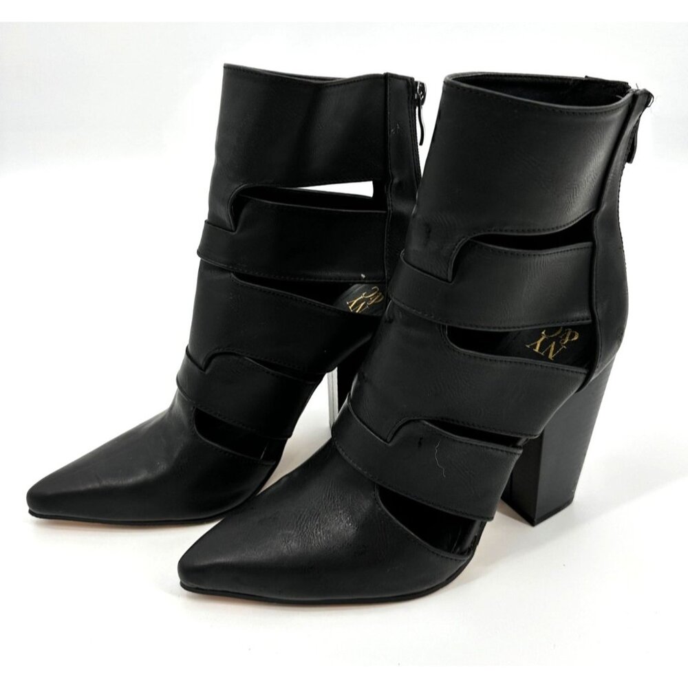 NY&C Black Cutout Bootie Faux leather Women 8 Black Point Toe Ankle